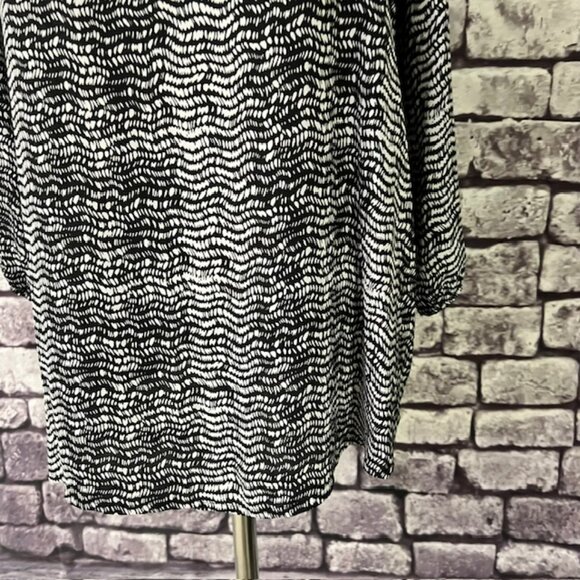 Apt. 9 Black & White Cold Shoulder Blouse Size L - Picture 3 of 7